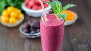 How To Make a Breakfast Smoothie [upl. by Karry]