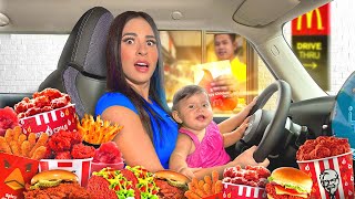 24 HORAS PIDIENDO LA COMIDA MAS PICANTE DE LOS DRIVE THRU Manejamos fuera de la Ciudad [upl. by Packer462]