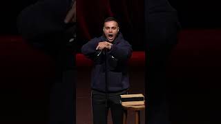 Bremen wie viel verdient Osan bremen gage osanyaran standupcomedy [upl. by Nnailuj]