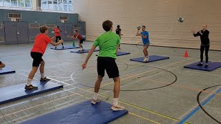 Spielerisches Wurftraining mit Handbällen [upl. by Eeralih]