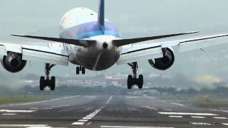 Crosswind landing B777B767B737Embraer170CRJ200DHC8SAAB340B at OSAKA International Airport [upl. by Anaeco]