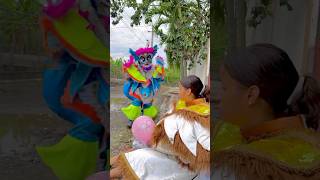 A este niño le encanta el carnaval 🎭🤣🎈🦹‍♀️🎊 carnaval carnavalbonao fiesta shorts humor [upl. by Yhtrod343]