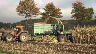 Oorts mais hakselen 2013 met john deere 5830 [upl. by Carley]